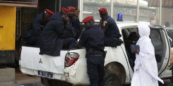 Alerte attentat à Dakar : les Américains ont-ils crié au loup ? Alerte attentat à Dakar : les Américains ont-ils crié au loup ?