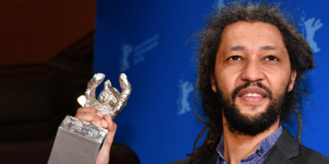 Nouveau sacre pour Alain Gomis : "Félicité" remporte le prix spécial du jury du Festival de Chicago Nouveau sacre pour Alain Gomis : "Félicité" remporte le prix spécial du jury du Festival de Chicago