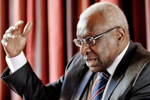 Affaire Lamine Diack : Dakar rabroue encore les juges français sur les financements contre Me Wade Affaire Lamine Diack : Dakar rabroue encore les juges français sur les financements contre Me Wade