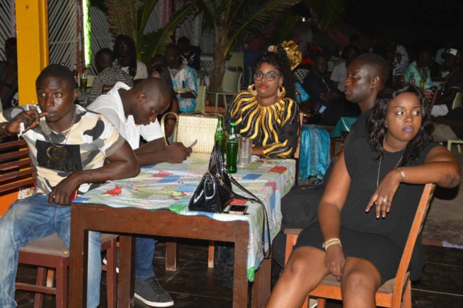 Le danseur de Pape diouf Makhoudia en live au Just 4 U. Le danseur de Pape diouf Makhoudia en live au Just 4 U.