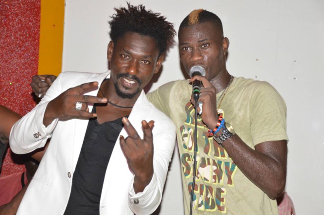 Le danseur de Pape diouf Makhoudia en live au Just 4 U. Le danseur de Pape diouf Makhoudia en live au Just 4 U.