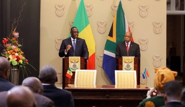 Communiqué conjoint à l’occasion de la visite d’État en Afrique du Sud de son Excellence Macky Sall, du 23 au 25 octobre 2017 Communiqué conjoint à l’occasion de la visite d’État en Afrique du Sud de son Excellence Macky Sall, du 23 au 25 octobre 2017