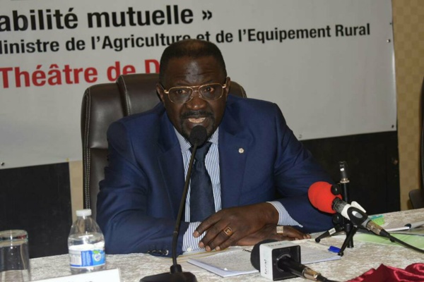 "L’agriculture sénégalaise est en train de progresser", selon le ministre de l’Agriculture Papa Abdoulaye Seck "L’agriculture sénégalaise est en train de progresser", selon le ministre de l’Agriculture Papa Abdoulaye Seck
