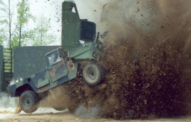 Mali : Trois soldats maliens périssent dans l’explosion de leur véhicule Mali : Trois soldats maliens périssent dans l’explosion de leur véhicule