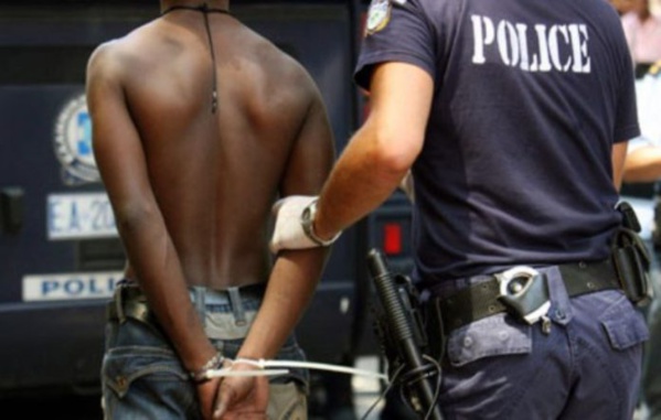Keur Massar : Des gangsters attaquent un magasin en plein jour Keur Massar : Des gangsters attaquent un magasin en plein jour