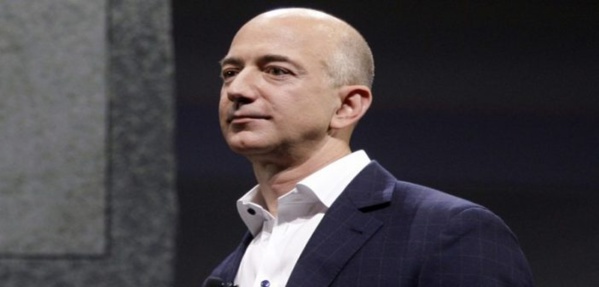 Jeff Bezos détrône Bill Gates et devient l’homme le plus riche du monde Jeff Bezos détrône Bill Gates et devient l’homme le plus riche du monde