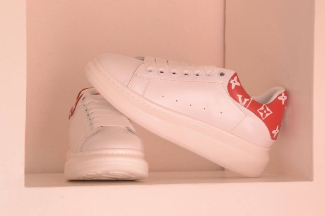 VIVEZ CHIC ET GLAMOUR CHEZ COBRA BEAUTY HAIR SHOP DECOLE FAYE SUR LA VDN APRES L'ANCIEN GOOD RADE. VIVEZ CHIC ET GLAMOUR CHEZ COBRA BEAUTY HAIR SHOP DECOLE FAYE SUR LA VDN APRES L'ANCIEN GOOD RADE.