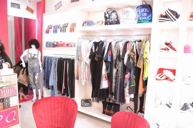 VIVEZ CHIC ET GLAMOUR CHEZ COBRA BEAUTY HAIR SHOP DECOLE FAYE SUR LA VDN APRES L'ANCIEN GOOD RADE.