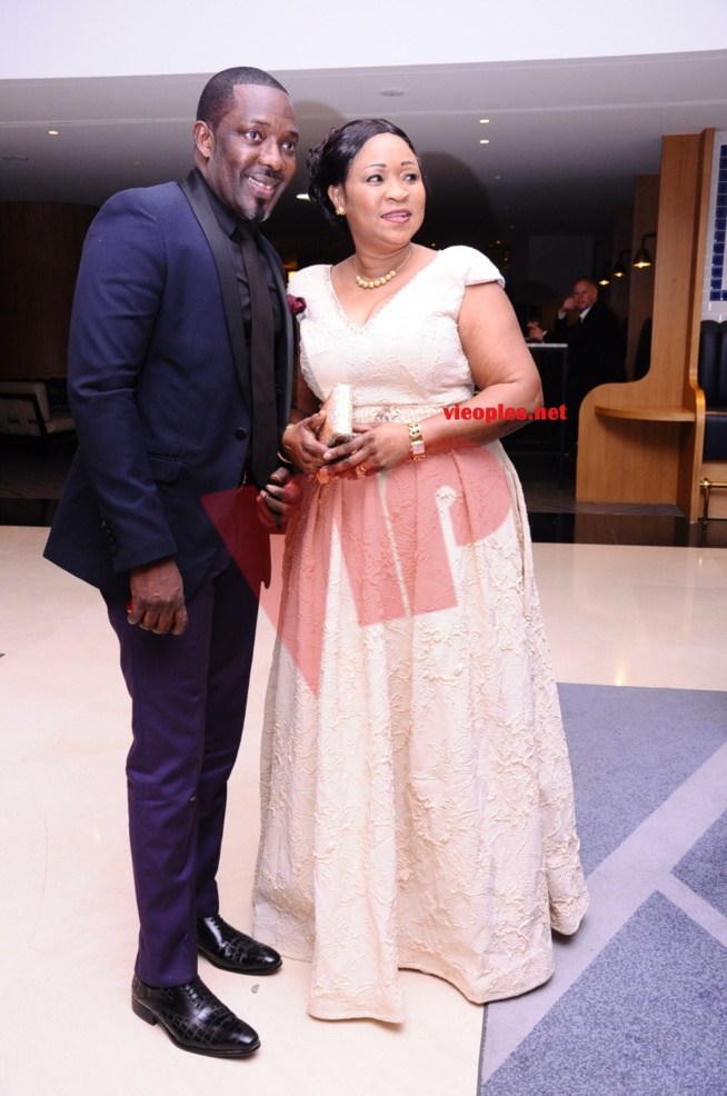 Entre Mame Ndiaye et Mbaye Dieye Faye c'est le grand amour naturel. Entre Mame Ndiaye et Mbaye Dieye Faye c'est le grand amour naturel.