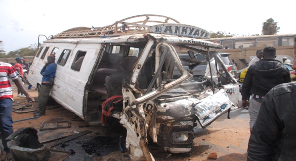 URGENT : 24 morts dans un accident entre Sagata et Kébémer, ce matin URGENT : 24 morts dans un accident entre Sagata et Kébémer, ce matin
