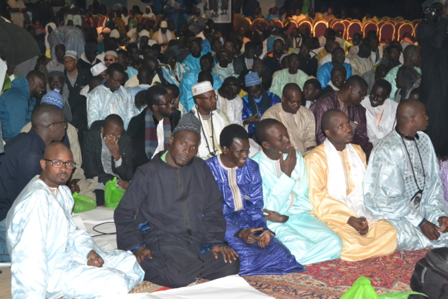 La diaspora Parisienne a célébré le 18 eme Safar au Palais des Congrès de Montreuil. En images La diaspora Parisienne a célébré le 18 eme Safar au Palais des Congrès de Montreuil. En images