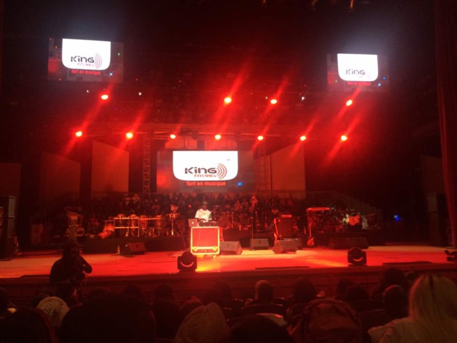 Les premières images: Avant première Bercy Youssou Ndour au grand théâtre de Dakar avant Accor Hotel Aréna Paris Bercy