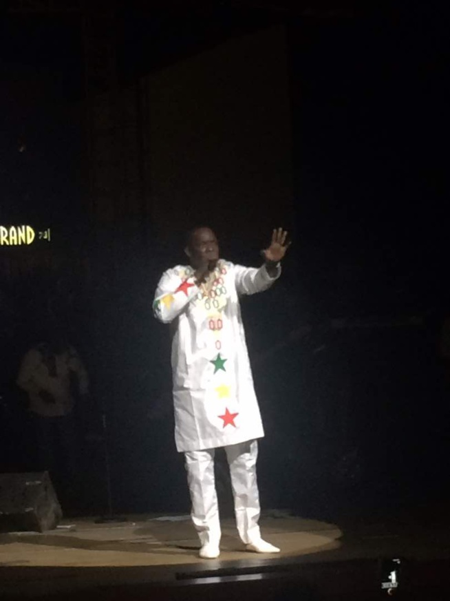 Les premières images: Avant première Bercy Youssou Ndour au grand théâtre de Dakar avant Accor Hotel Aréna Paris Bercy