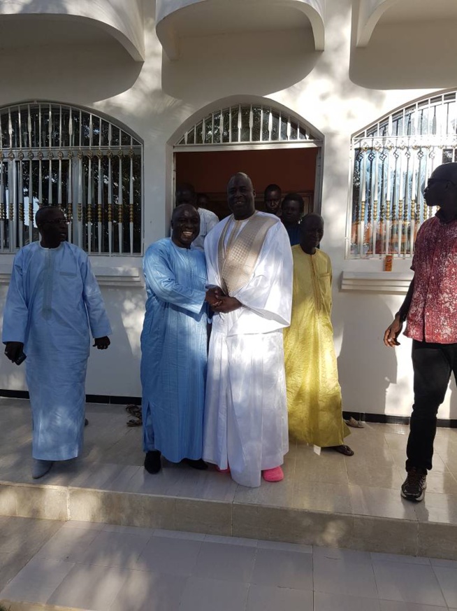 MAGAL TOUBA: Idrissa Seck chez Serigne Djily Abdou Fatah. MAGAL TOUBA: Idrissa Seck chez Serigne Djily Abdou Fatah.