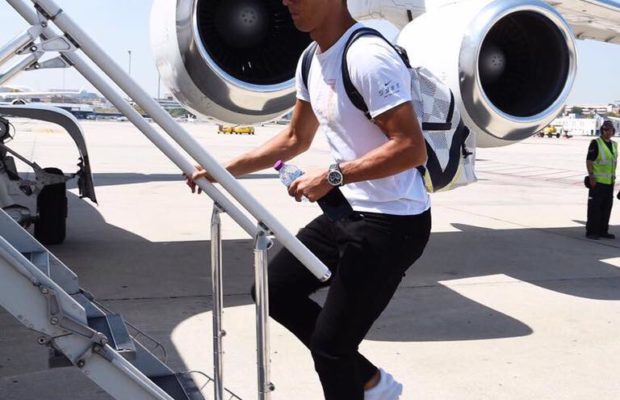 Cristiano Ronaldo aurait pris la décision de quitter l’Espagne, le Real fait tout pour le retenir Cristiano Ronaldo aurait pris la décision de quitter l’Espagne, le Real fait tout pour le retenir
