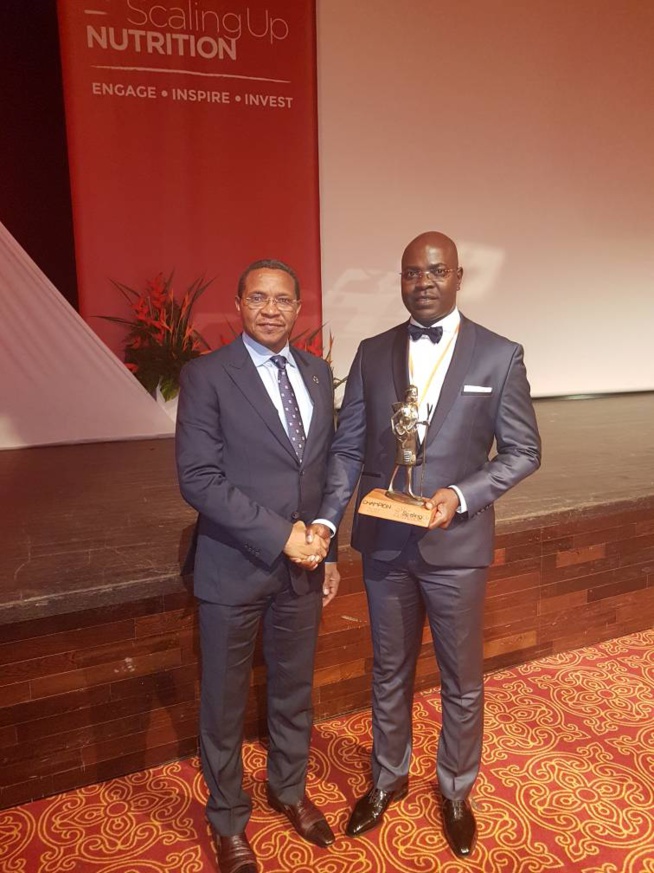 DISTINCTION : le Gabon reçoit une distinction à travers Yves Fernand Manfoumbi, Ministre Gabonais de l’Agriculture, de l’Elevage, Chargé du Programme Graine, sacré Lauréat du prix SUN 2017.