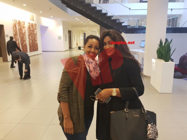 JourJ- 1 Sur la route de Bercy, l'ambiance au coeur du rendez- vous de la diaspora avec Youssou Ndour à Accor Hotel Aréna Bercy ce samedi 18 Novembre. JourJ- 1 Sur la route de Bercy, l'ambiance au coeur du rendez- vous de la diaspora avec Youssou Ndour à Accor Hotel Aréna Bercy ce samedi 18 Novembre.