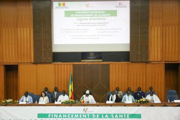Le Président Macky Sall sur le financement de la santé: "L’Etat va mettre les moyens et exiger des soins de santé de qualité" Le Président Macky Sall sur le financement de la santé: "L’Etat va mettre les moyens et exiger des soins de santé de qualité"