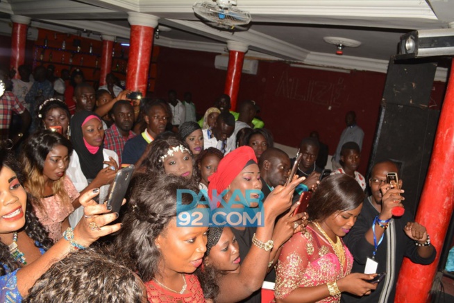 Abdou Guité a explosé Alizé ex Madison lors de sa soirée « Nguenté de l’album Ndioukeul » Abdou Guité a explosé Alizé ex Madison lors de sa soirée « Nguenté de l’album Ndioukeul »