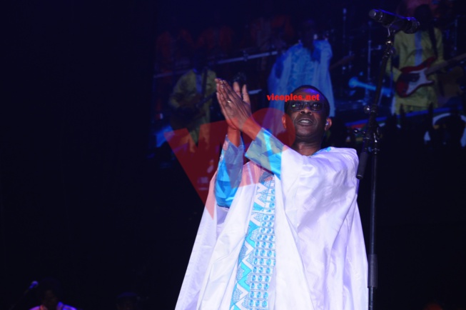 Bercy 2017: Youssou Ndour l'incontestable fierté d'un peuple dans la "TOTALE". Regardez Bercy 2017: Youssou Ndour l'incontestable fierté d'un peuple dans la "TOTALE". Regardez