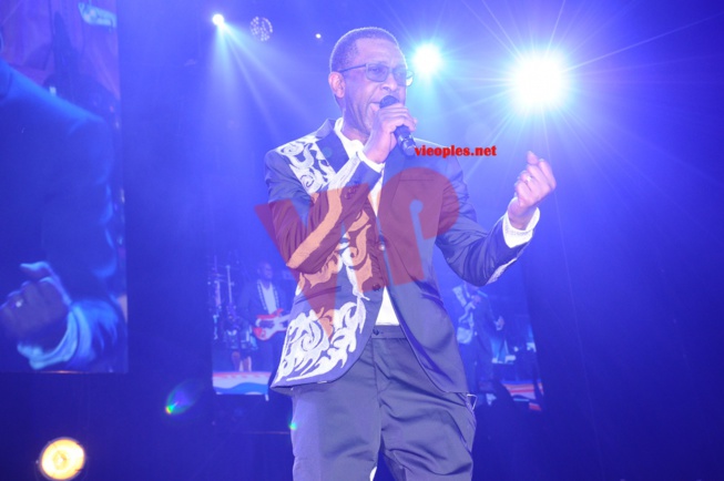 Bercy 2017: Youssou Ndour l'incontestable fierté d'un peuple dans la "TOTALE". Regardez Bercy 2017: Youssou Ndour l'incontestable fierté d'un peuple dans la "TOTALE". Regardez