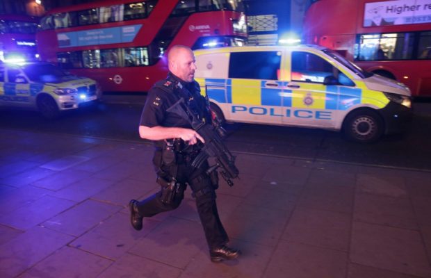 Urgent – Vidéo – Londres: Coups de feu à la station Oxford Circus et panique générale Urgent – Vidéo – Londres: Coups de feu à la station Oxford Circus et panique générale