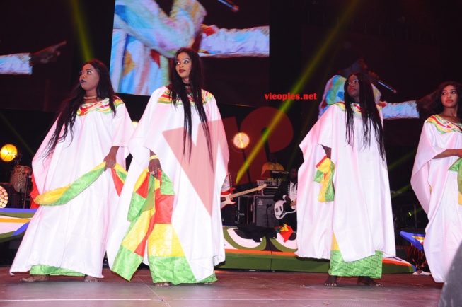 BERÇY 2017: A guichet fermé l'incontestable méga- star hisse le drapeau de son pays à Accor Hotel Aréna Paris. BERÇY 2017: A guichet fermé l'incontestable méga- star hisse le drapeau de son pays à Accor Hotel Aréna Paris.