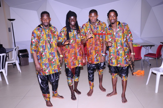 BERÇY 2017: A guichet fermé l'incontestable méga- star hisse le drapeau de son pays à Accor Hotel Aréna Paris. BERÇY 2017: A guichet fermé l'incontestable méga- star hisse le drapeau de son pays à Accor Hotel Aréna Paris.