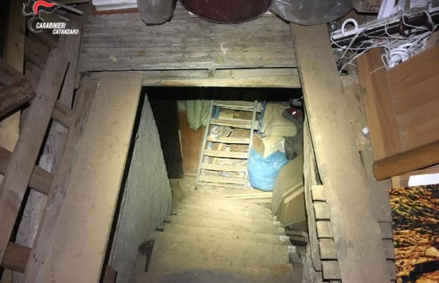 Vidéo-: Le calvaire d’une femme enfermée et violée dans une cave pendant 10 ans Vidéo-: Le calvaire d’une femme enfermée et violée dans une cave pendant 10 ans