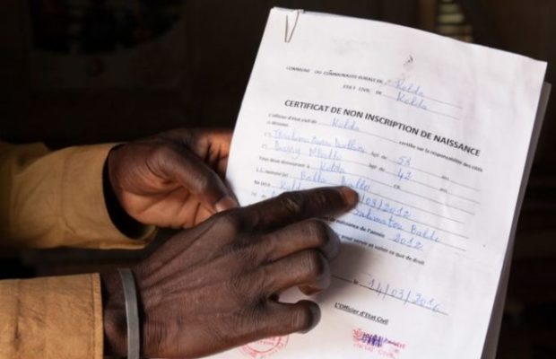 Tamba: Un réseau de production de faux extraits de naissance à des étrangers démantelé Tamba: Un réseau de production de faux extraits de naissance à des étrangers démantelé