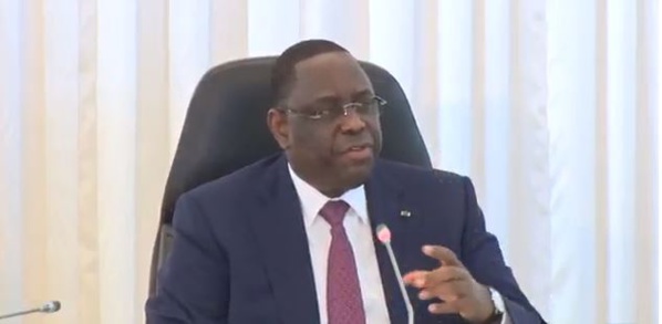 Macky Sall à la jeunesse : " Rien ne justifie une aventure sans lendemain (...) Votre avenir demeure en Afrique" Macky Sall à la jeunesse : " Rien ne justifie une aventure sans lendemain (...) Votre avenir demeure en Afrique"