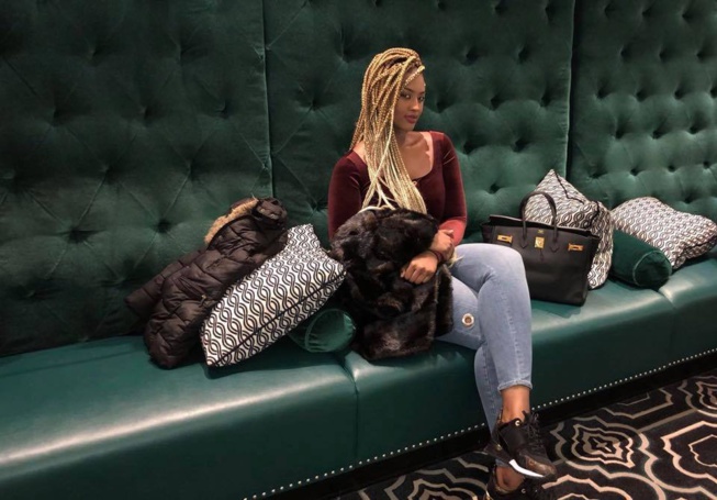 Vacances de rêve, Koudedia la sœur de Diaba Sora, très classe et stylés… elle étale sa … Vacances de rêve, Koudedia la sœur de Diaba Sora, très classe et stylés… elle étale sa …