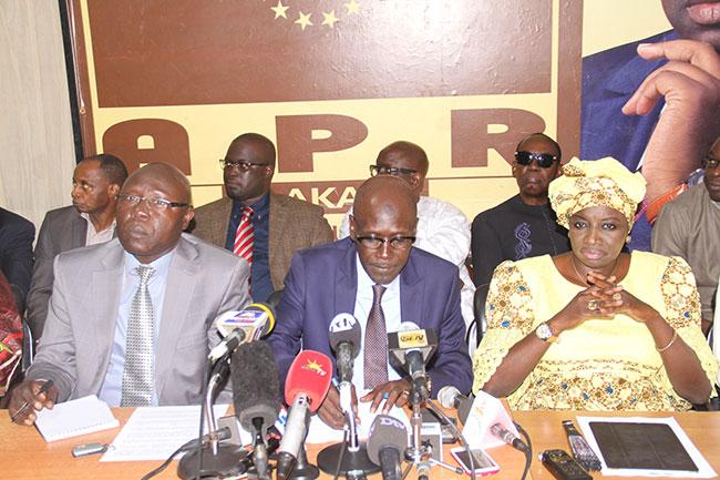 AFFAIRE KHALIFA SALL : L'Alliance Pour la République (APR) condamne la sortie de M. Patrick Klugman, membre du Conseil de Paris et de Mme Anne Hidalgo maire de Paris AFFAIRE KHALIFA SALL : L'Alliance Pour la République (APR) condamne la sortie de M. Patrick Klugman, membre du Conseil de Paris et de Mme Anne Hidalgo maire de Paris