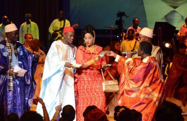 Alassane Mbaye assure le Show du Grand-Théâtre ! Alassane Mbaye assure le Show du Grand-Théâtre !