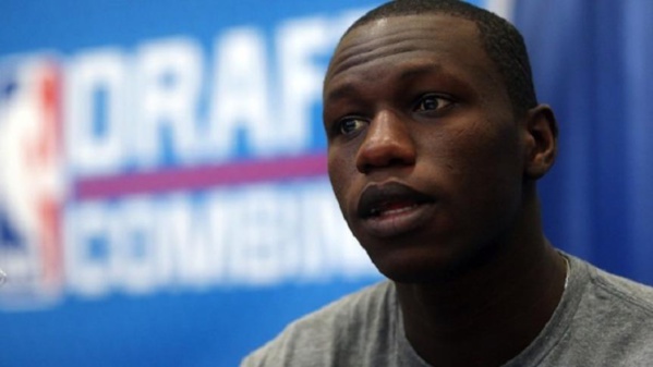 Comment Gorgui Sy Dieng a évité un nouveau coup fourré de la Fédération Comment Gorgui Sy Dieng a évité un nouveau coup fourré de la Fédération