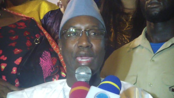 Crédité d’avoir rallié Rewmi de Idy : le fils du khalife de Loboudou dément et s’accroche aux basques de Mamour Diallo Crédité d’avoir rallié Rewmi de Idy : le fils du khalife de Loboudou dément et s’accroche aux basques de Mamour Diallo