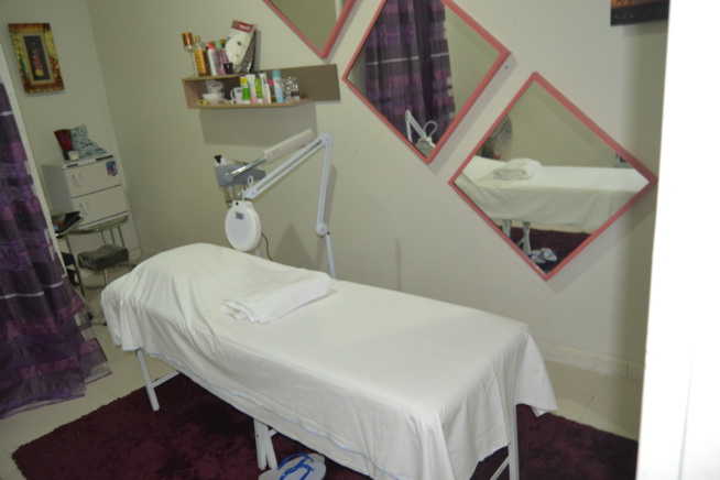 SPÉCIAL FIN D'ANNÉE: L'ESPRIT COSMETIQUE vous ouvre les portes de son institut de beauté: Une beauté silhouette à Dieppeul en face clinique Raby.