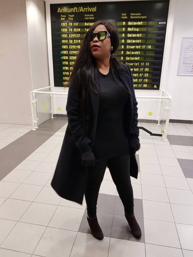 Arrivés de Pape Ndiaye Thiopet et Guigui en Allemagne pour le grand Show de Noel. Arrivés de Pape Ndiaye Thiopet et Guigui en Allemagne pour le grand Show de Noel.