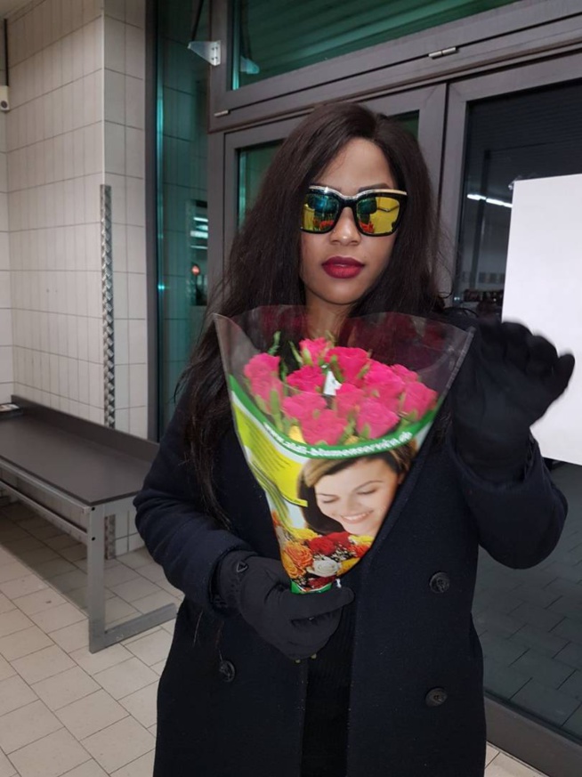 Arrivés de Pape Ndiaye Thiopet et Guigui en Allemagne pour le grand Show de Noel. Arrivés de Pape Ndiaye Thiopet et Guigui en Allemagne pour le grand Show de Noel.