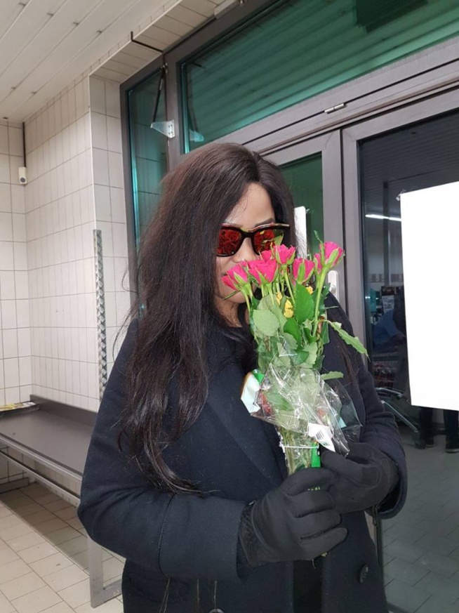 Arrivés de Pape Ndiaye Thiopet et Guigui en Allemagne pour le grand Show de Noel. Arrivés de Pape Ndiaye Thiopet et Guigui en Allemagne pour le grand Show de Noel.