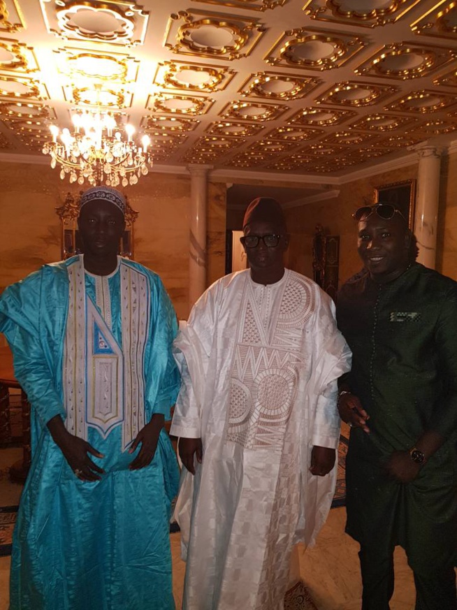 Ndiawar et Ndama Seck organisateurs de la nuit de la Diaspora ce 24 décembre au grand theatre reçus par le ministre Moustapha Diop; Ndiawar et Ndama Seck organisateurs de la nuit de la Diaspora ce 24 décembre au grand theatre reçus par le ministre Moustapha Diop;