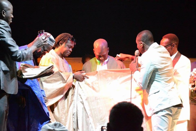 90 IMAGES ANNIVERSAIRE: Bakane Seck et le "JERI JERI" réussissent leur pari au coeur de ville de Kaolack. 90 IMAGES ANNIVERSAIRE: Bakane Seck et le "JERI JERI" réussissent leur pari au coeur de ville de Kaolack.