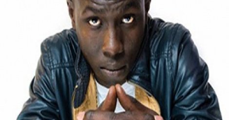 Affaire «Ngaaka Bindé»: Le rappeur et ses complices passent Noël en garde-à -vue Affaire «Ngaaka Bindé»: Le rappeur et ses complices passent Noël en garde-à -vue