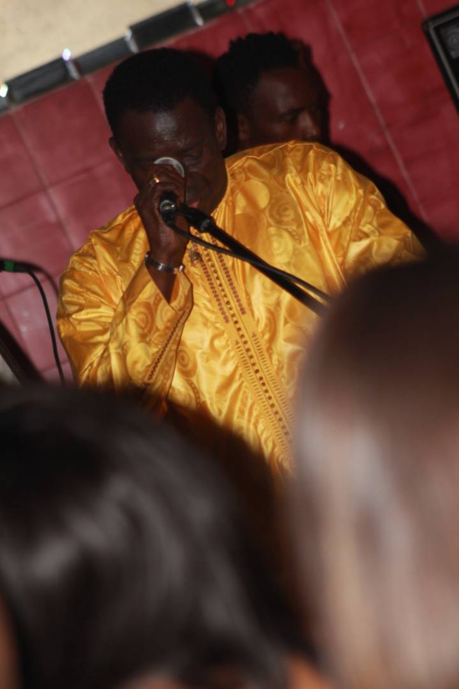 TOURNEE EUROPEENE: Assane Ndiaye et son Nguéweul gui mettent le feu à Bergamo en Italie. TOURNEE EUROPEENE: Assane Ndiaye et son Nguéweul gui mettent le feu à Bergamo en Italie.