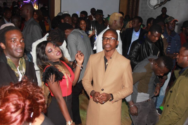 TOURNEE EUROPEENE: Assane Ndiaye et son Nguéweul gui mettent le feu à Bergamo en Italie. TOURNEE EUROPEENE: Assane Ndiaye et son Nguéweul gui mettent le feu à Bergamo en Italie.