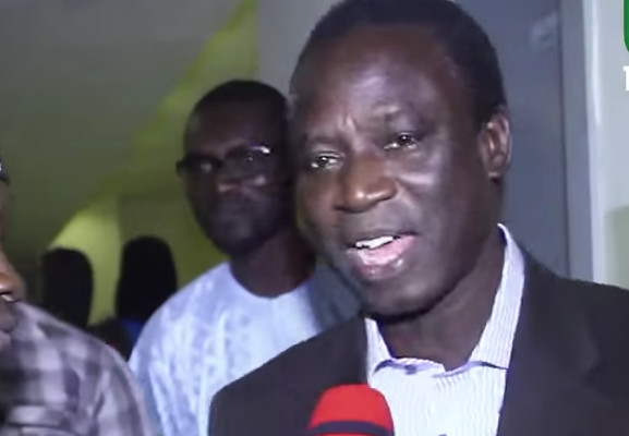 Thione Seck : « Omar Pène sama xarit laa… Depuis 40 ans niogui… »