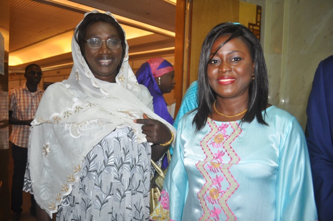 La ministre Aminata Angélique Manga étale sa classe … La ministre Aminata Angélique Manga étale sa classe …