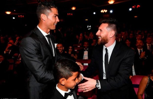 Messi ou Cristiano ? Özil n’a pas hésité une seule seconde Messi ou Cristiano ? Özil n’a pas hésité une seule seconde