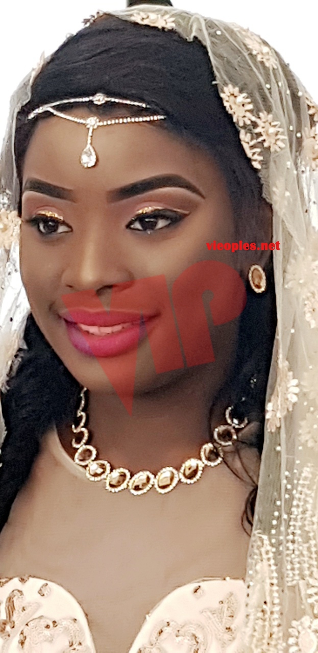 MARIAGE PHOTOS ET VIDEOS:Mame Diarra Babou vient de terrasser le coeur du patron du site sanslimites, Yankhoba Sané.