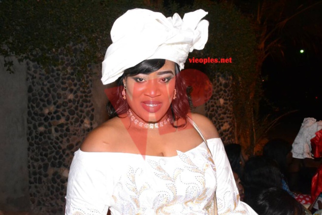 Voici celle qui assure les arriéres de Eumeu Sene. Voici celle qui assure les arriéres de Eumeu Sene.